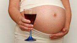 Απαγορευτικό το αλκοόλ για τις έγκυες