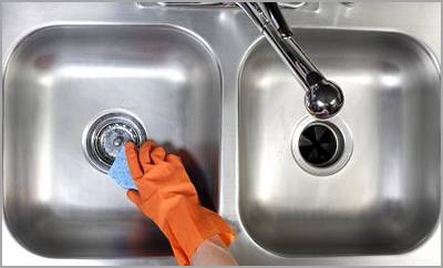 Πώς να καθαρίστε τον ανοξείδωτο νεροχύτη σας.