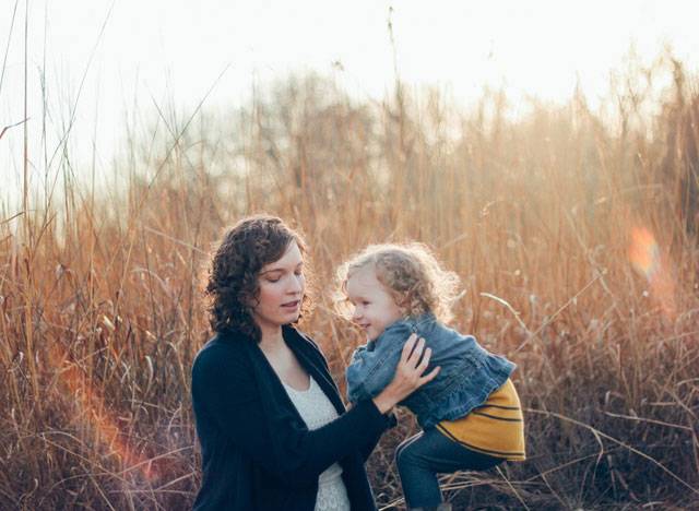 15 πράγματα που μία μαμά δεν πρέπει να λέει ή να κάνει μπροστά στα παιδιά της