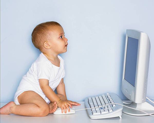 Τα μικρά παιδιά και ο υπολογιστής. Μερικά πλεονεκτήματα και μειονεκτήματα