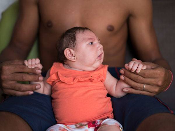 Υπουργείο Τζαμάικας: Καθυστερήστε την εγκυμοσύνη