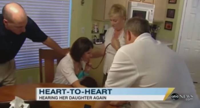 Όταν μια μητέρα άκουσε την καρδιά της κόρης της για τελευταία φορά...