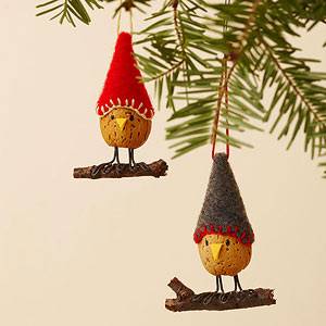 Φτιάξτε μικρά πουλάκια από αμύγδαλα για να στολίσετε το Χριστουγεννιάτικο δένδρο σας