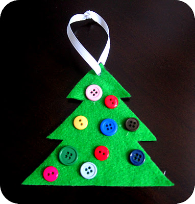 Χριστουγεννιάτικο δένδρο με κουμπιά