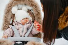 Πώς να ντύσετε το παιδί σας όταν έχει πολύ κρύο