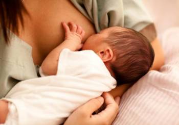 Πως μπορεί να αυξηθεί το βάρος του μωρού με τον θηλασμό;