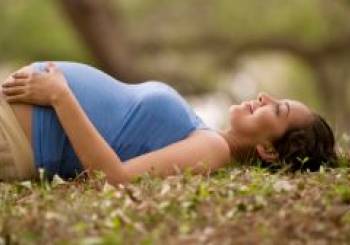 Απαλλαγείτε από υπερβολική τριχοφυΐα όταν είστε έγκυος.