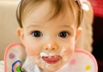 Μωρό και διατροφή: εισαγωγή στερεάς τροφής