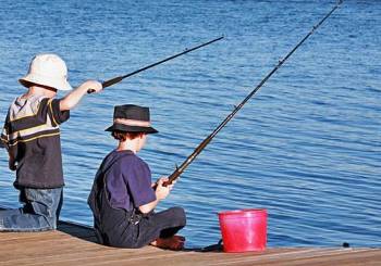 Παιδιά και ψάρεμα