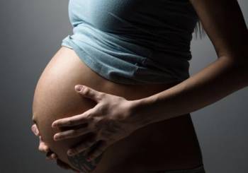 Η παχυσαρκία του παιδιού εξαρτάται και από τα κιλά της μητέρας στην εγκυμοσύνη