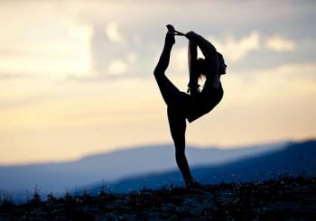 Yoga & Detox Diet by Mariasana